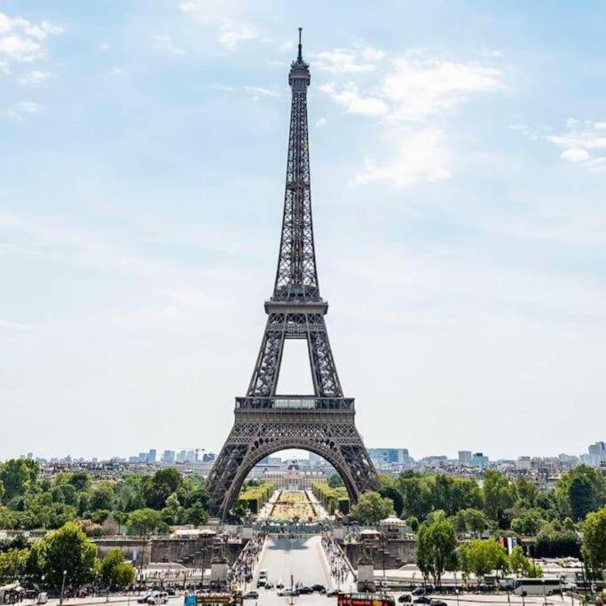 Gare En Face A Pied - Paris 10Mn - Parking Prive Gratuit - De 1 A 8 Personnes - Souplex - Tout Equipe - Entierement Renove Et Nettoye Montmagny Exterior photo